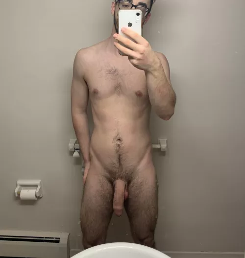 It was between this and another pic by bobbyjamz5