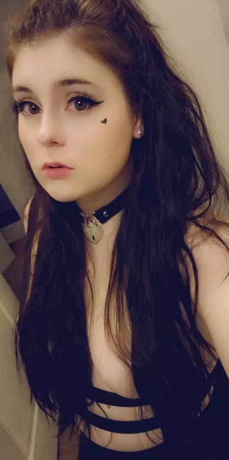 It was suggested i share this with you all 🙈🖤 by little-fae