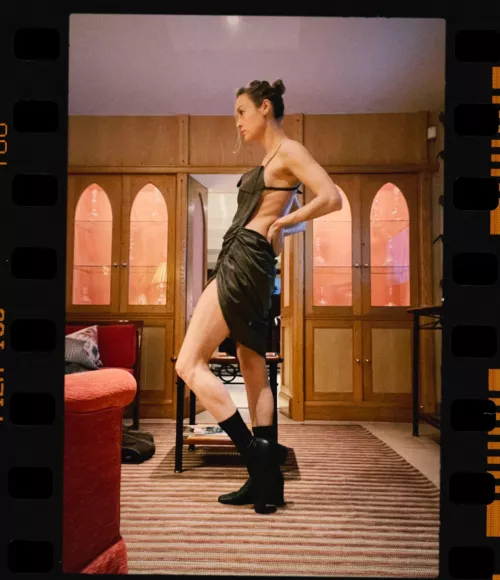 It would feel so good to enjoy Brie Larson with a bud by fap_2gether