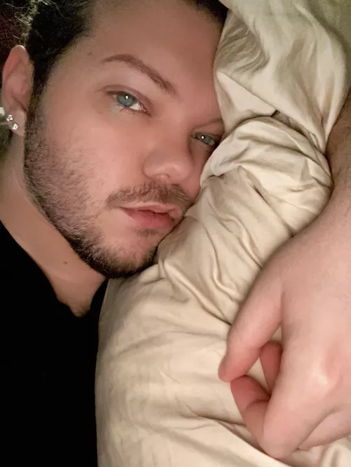 It’s 2022 - can the goddess send me a tall, nice, cute gaymer boy already? I’m tired 😆 [NYC] by 19881101