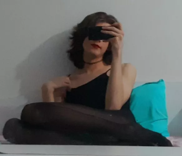 It's 3am and i'm bored by Anonguy157462