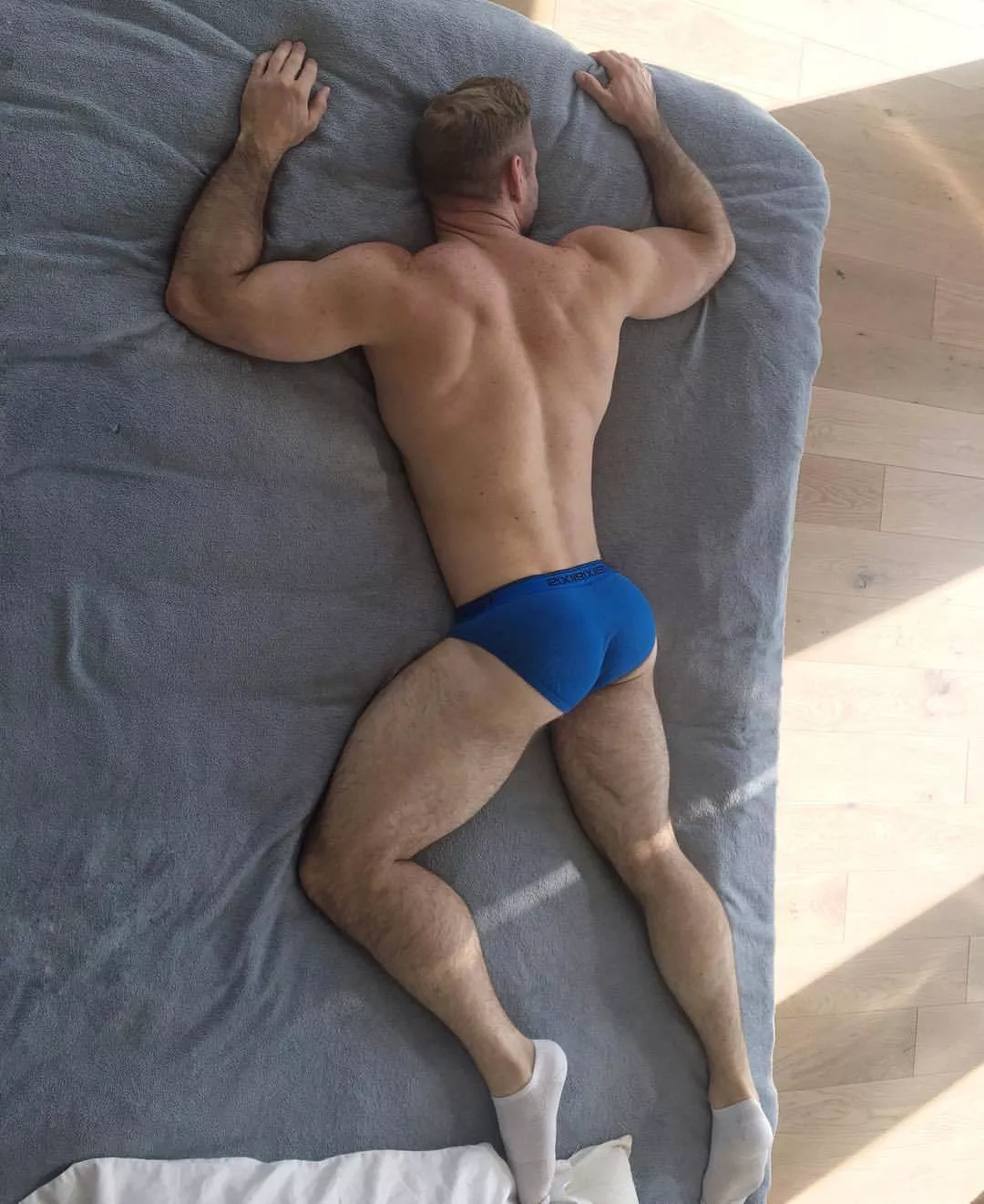 It's A Blue Day posted by Mad4Reddit