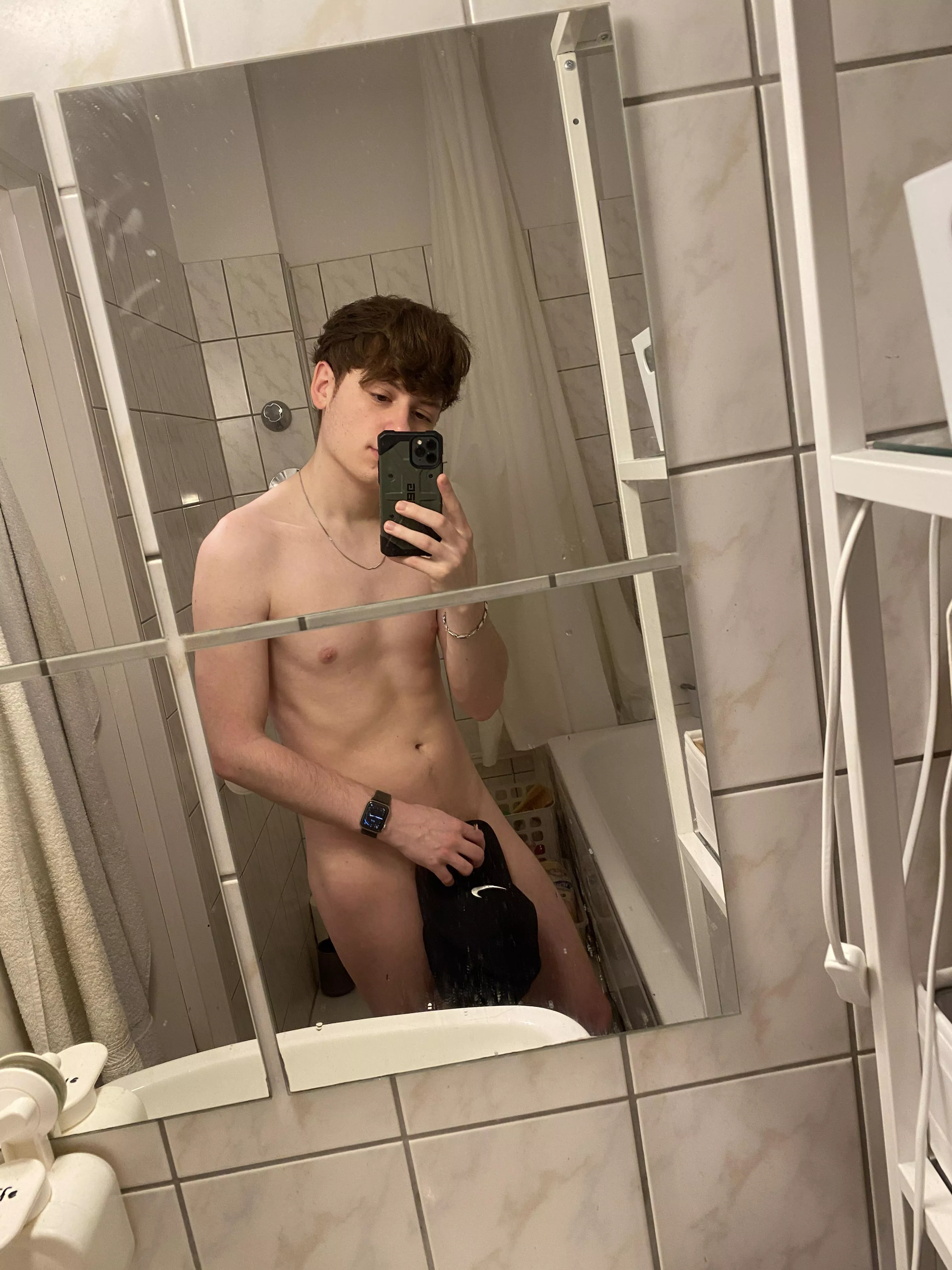 It’s a crotch grab but more accurately a crotch cap 😆🍆🧢 posted by OnlyKivan