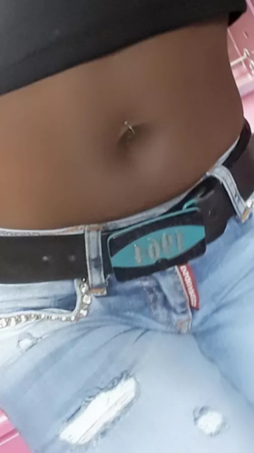 It’s a day for freeing the belly f25 by arelyne