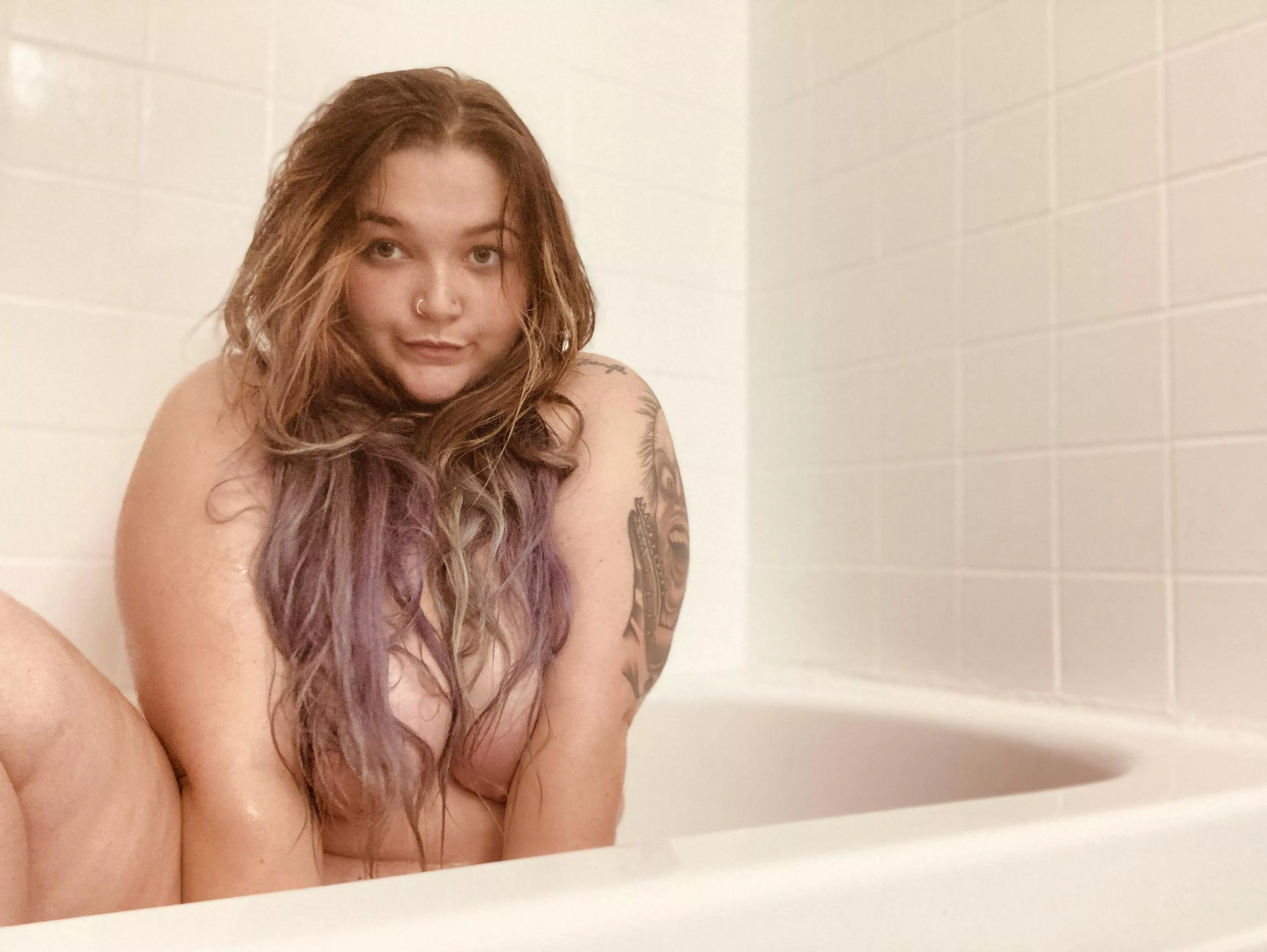 It’s a little steamy In here posted by Daisy_garden_904