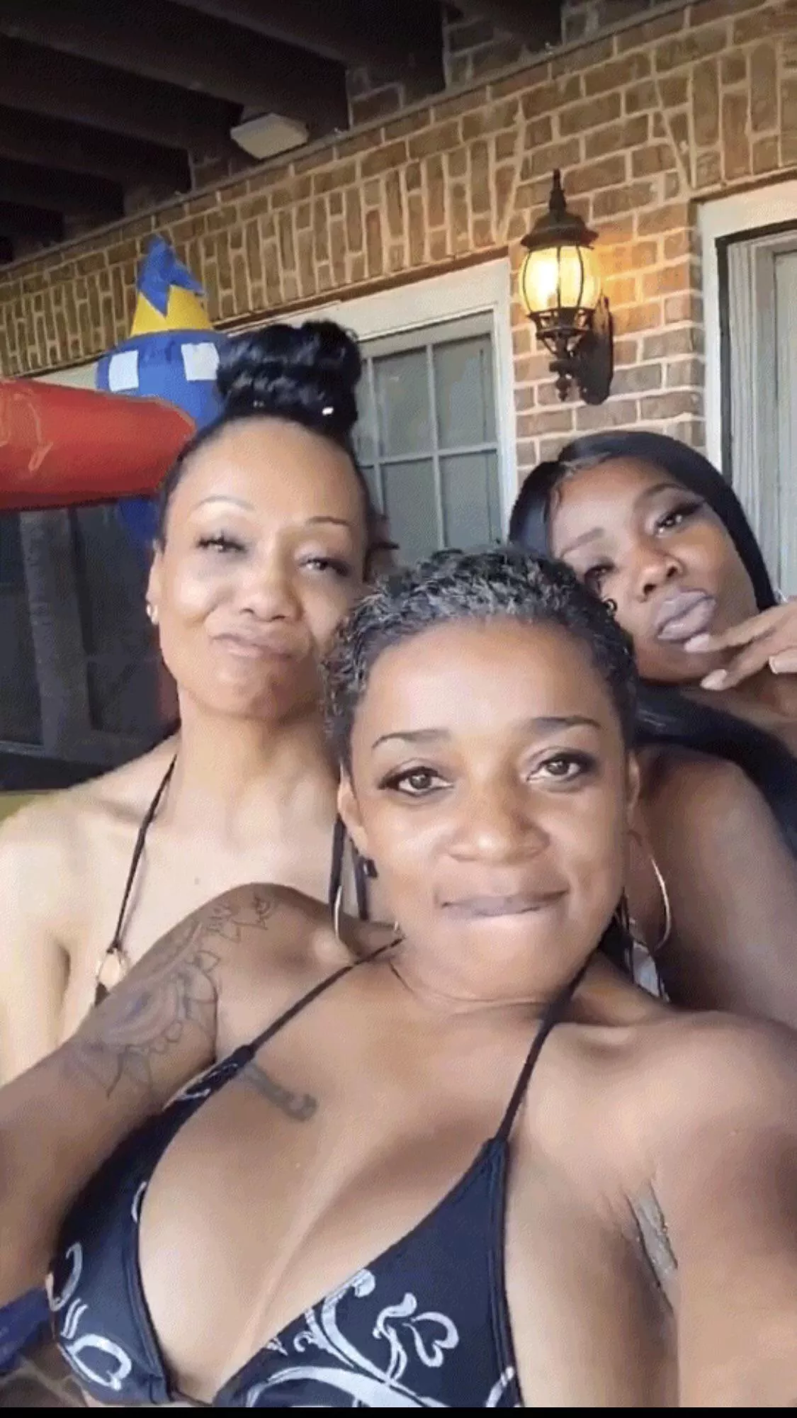 It’s a party posted by dreadlockrastah