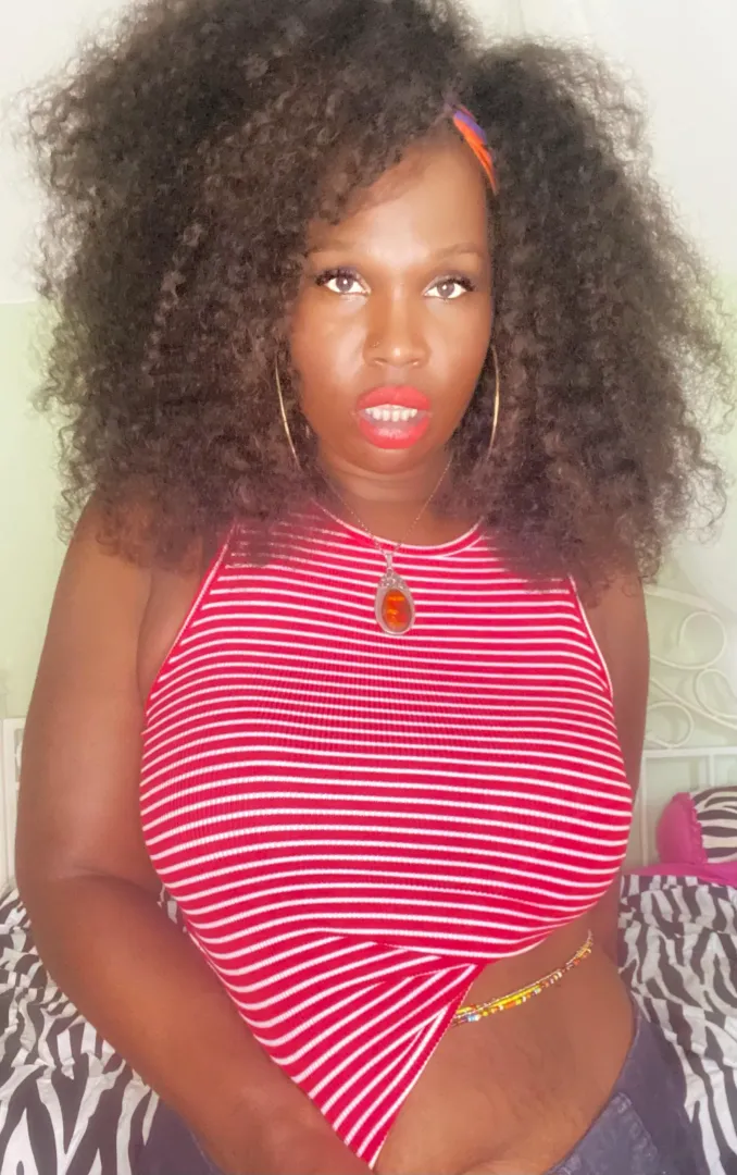 It’s a red hot day posted by Rubygurl93