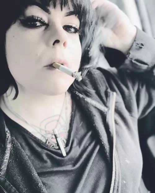 It’s a wet Wednesday💋 by Vfevers