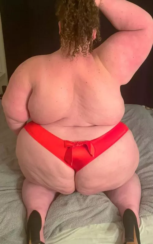 It’s acceptable to be a Christmas all year round right? by Curly_Kate_