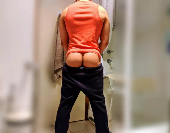 It's actually not that bubbly, just managed to find a spot of good lighting 😅 by 87nm