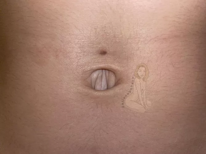 it’s an innie, but can be made an outie! by alisonbabexo