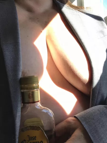 It’s another tequila sunrise… by AwakenedCheetah