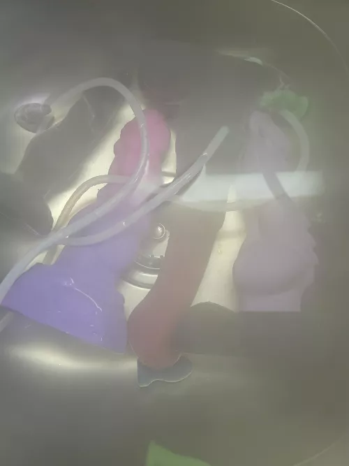 It's bathtime 😂 by lonelylonestar