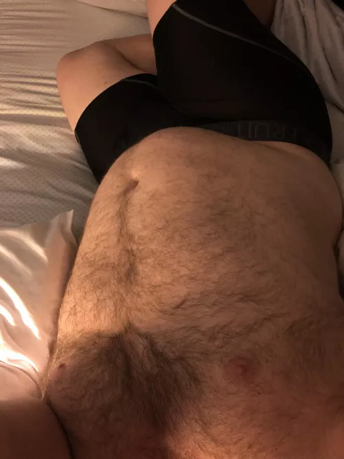 It’s bedtime. Who wants to cuddle? by thickeri