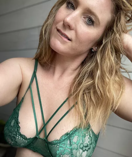 It’s been a long week, spoil me? by Bratty__Peach