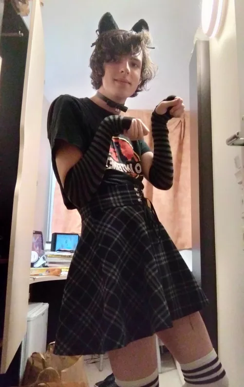 It's been a year since I came out as transgender (FtM), and to celebrate, my friends bought me cat ears ! Would you pet this catgirl ? UwU by Nei-Chan-