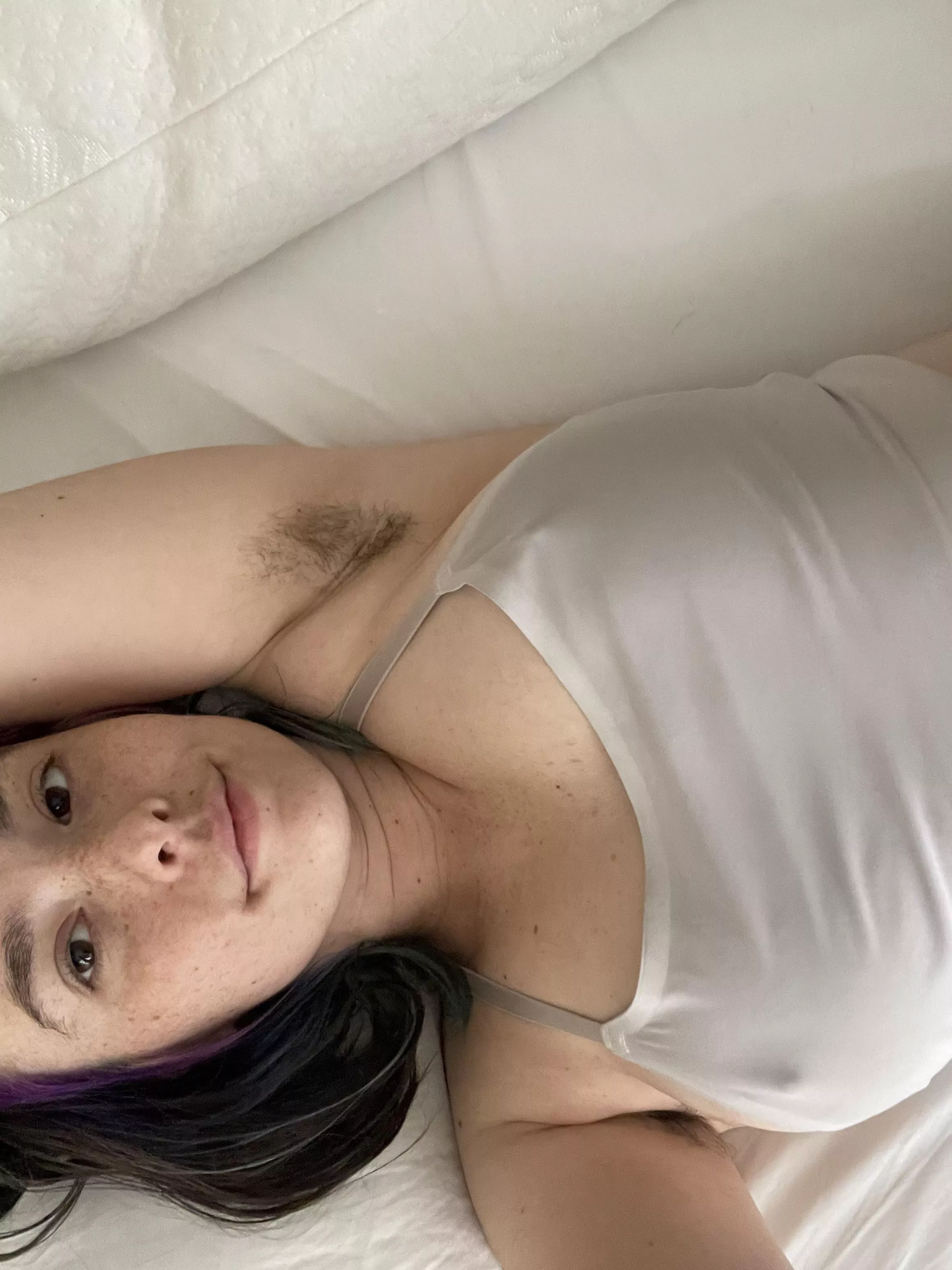 It’s chilly in here 😳 posted by ellietheelephant29