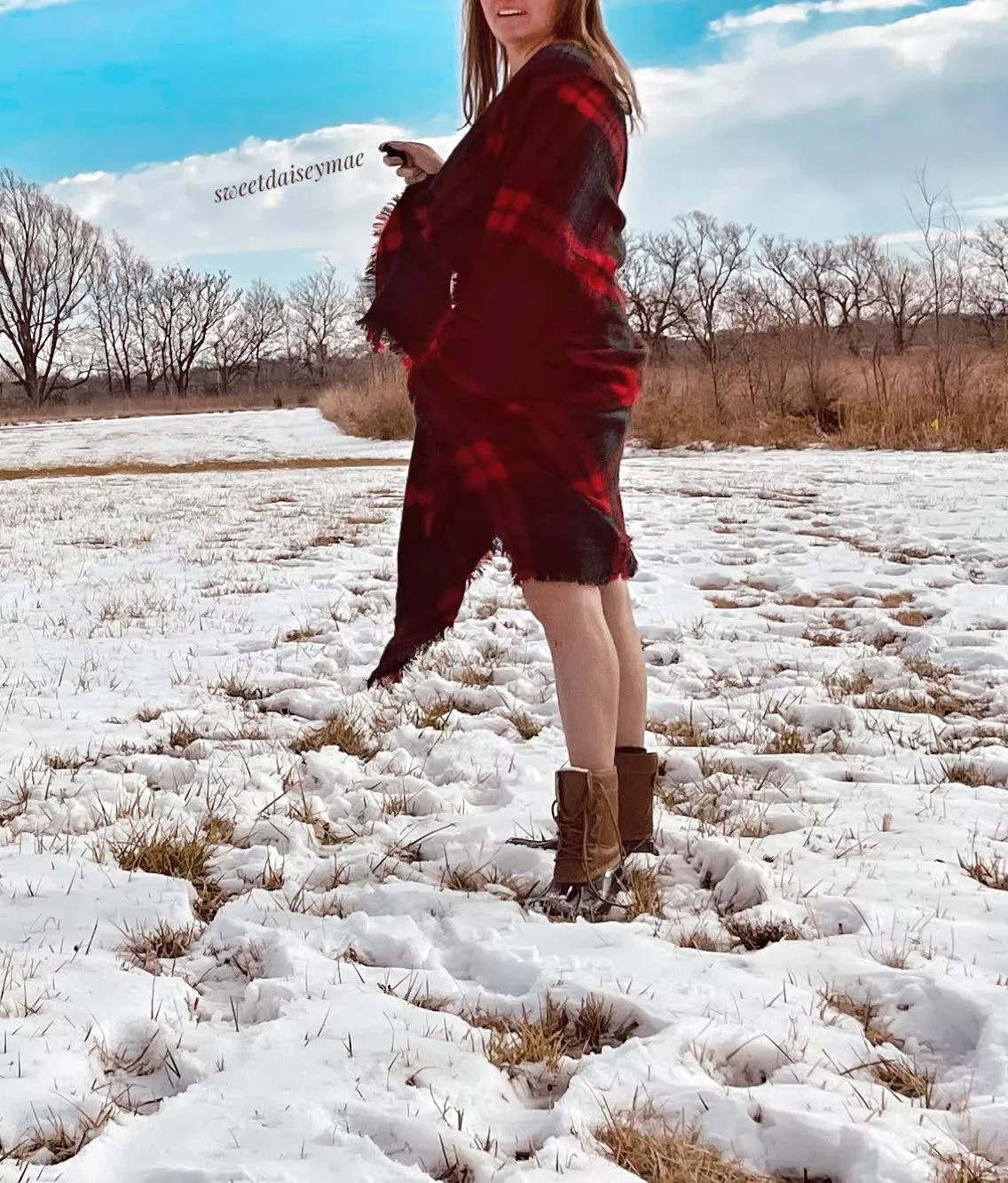 It’s chilly. Want to share my blanket? posted by sweetdaiseymae