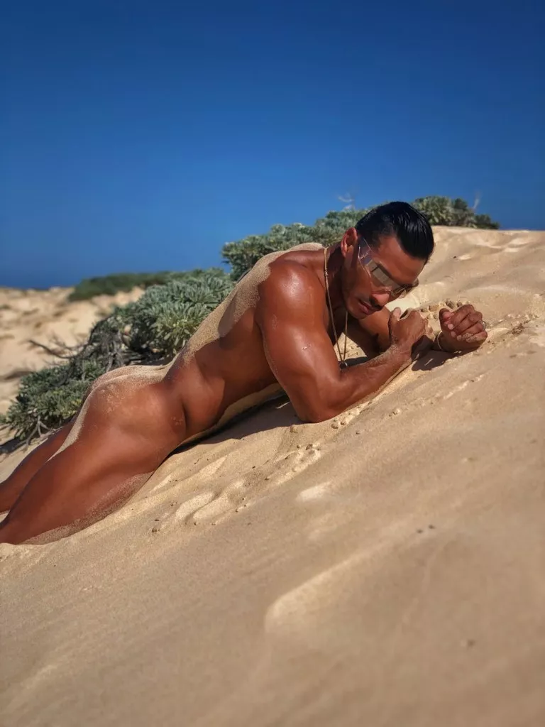 It's coarse and rough... posted by MarsNirgal