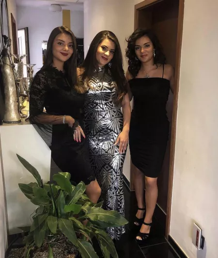 Its dinner time by The_Sexgliator