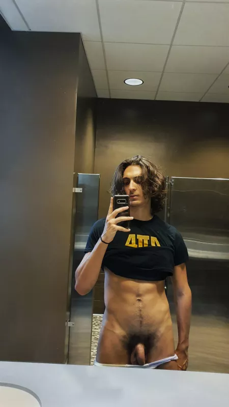 It's doesn't take much to make it hard tho by theboyfromthesouth