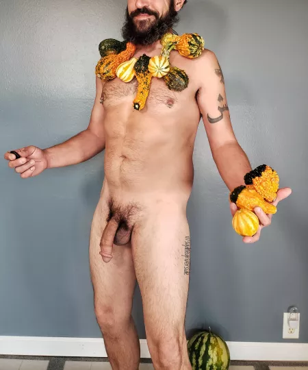 “It’s fall, fuckfaces. You’re either ready to reap this freaky-assed harvest or you’re not.”😈😂😏 (more in the comments) by SydneyRiverside