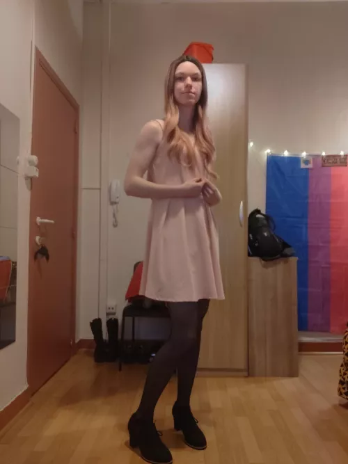 It's femboy friday! Got a wig and its amazing! Finally feel fem! by tuxiben