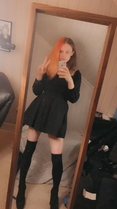 Its femboy friday ✨✨👏🏻 by suselida