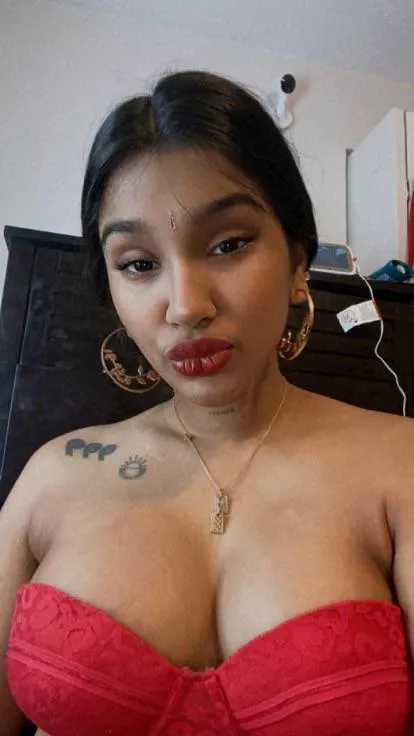 It’s free to join and see more😘🌹 posted by Estell9699