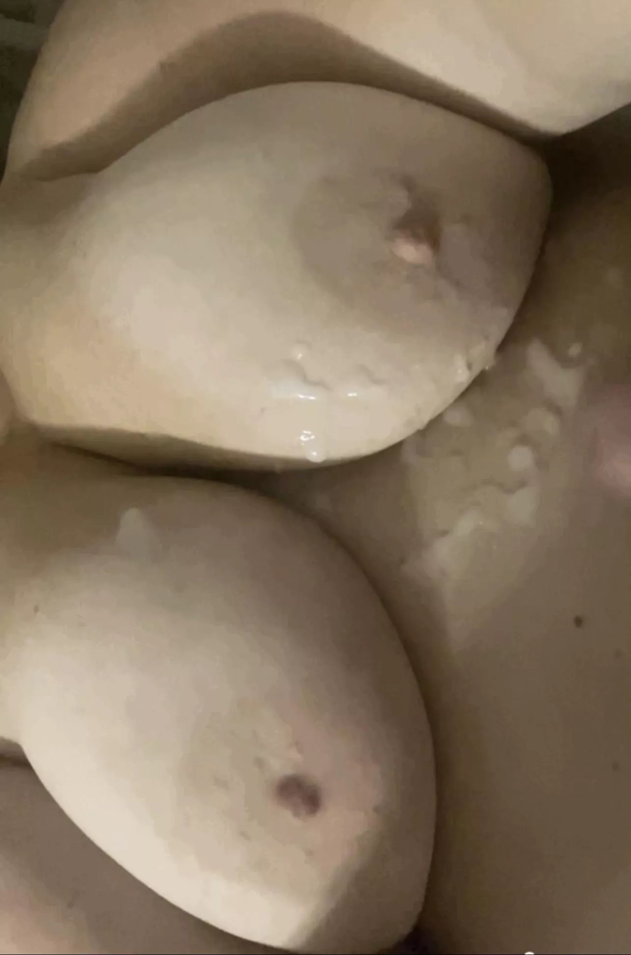 It’s Friday!!!!!!😘🥰😍💦🍆💦🍆💦 posted by SexyVol23