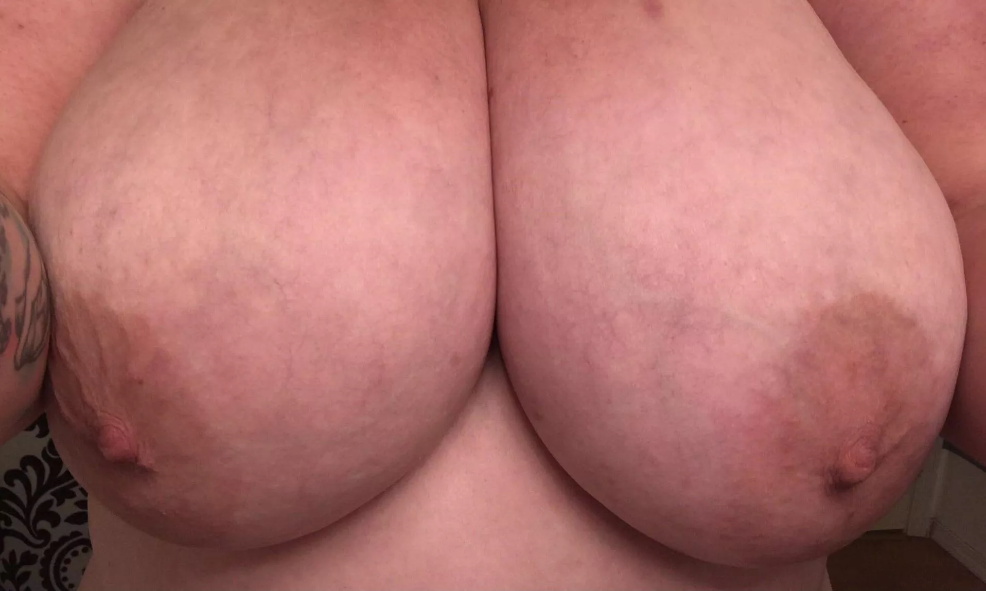 It’s Friday. It’s time to stop working and cuddle and fuck until Monday 😏 posted by SweetPeach_94