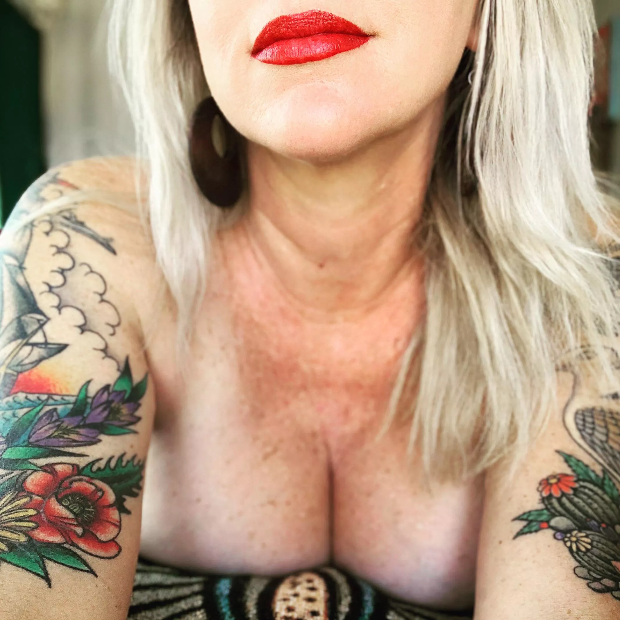 It’s FRIDAY! Whose excited for the weekend. posted by virginiaking_xoxo