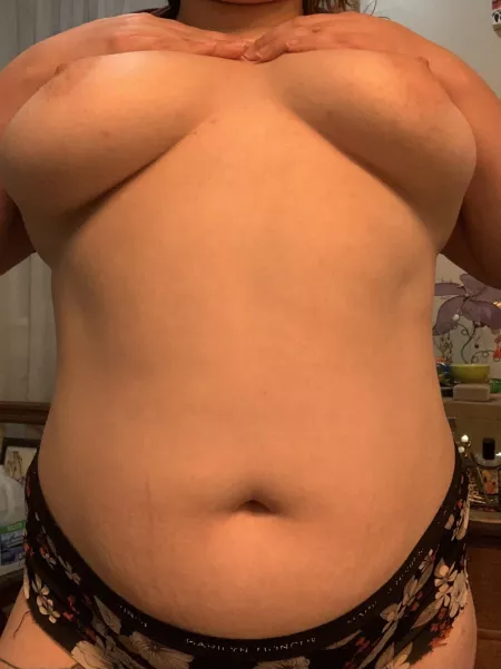 It’s getting chilly at night by PaulyWhore