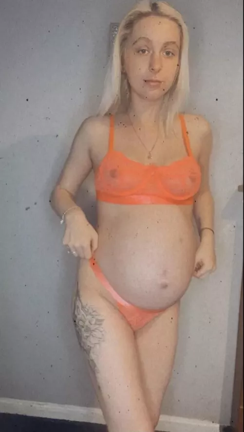 It’s getting so big now😳 by LillzHannah