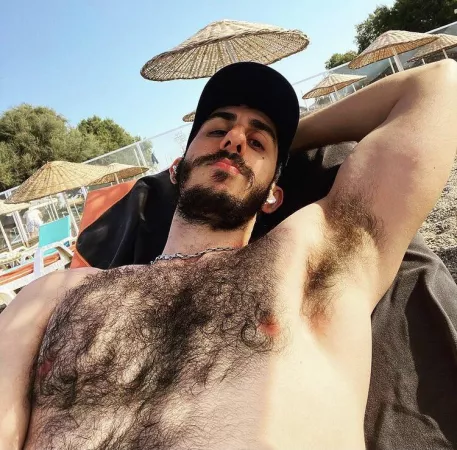 It’s Hot af by wildwoodboi