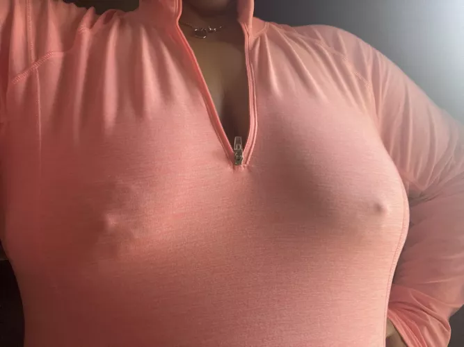 It’s hump day lovers😘 I hope the pool boy got a good look while I was taking this 😉 by beautifulbrowngirl19