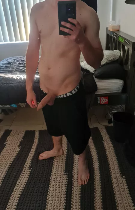 Its hump day, with no one around to hump 🥲 by I-am-Baz