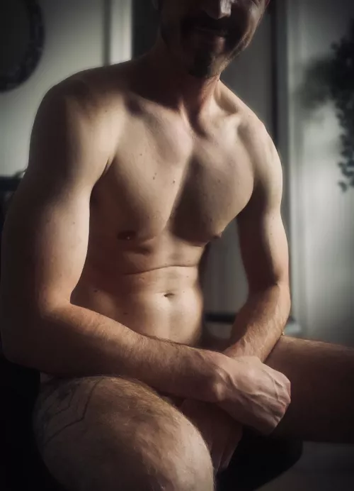 It’s kind of gloomy today, let’s stay in this weekend 🌧 by Naps_n_dabs