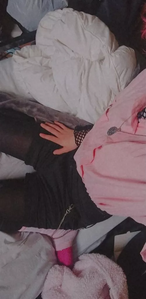 ITS MY BIRTHDAY TODAY HEHE ~ wonna treat a femboy 🖤😌 by _-BlueMuffin-_