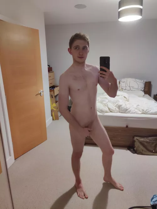 It's my birthday today! 🥳 I might not be the twink I once was, but I hope you still think I'm cute for 29 by Atomlad360