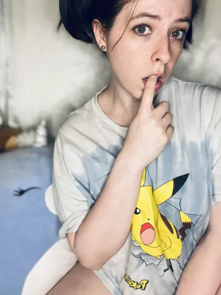 It’s my birthday! Will you cum spoil me? 🥰🎉 by Littlestbunnie