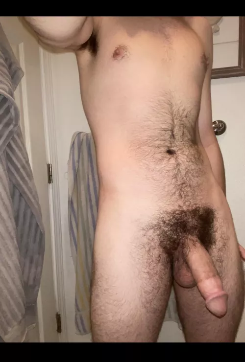 It’s my day off bout to pack a bowl and I’m bored af somebody hmu;) by Livewrong710