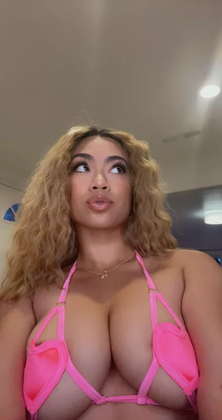 It’s my favorite day of the week by sydyonce