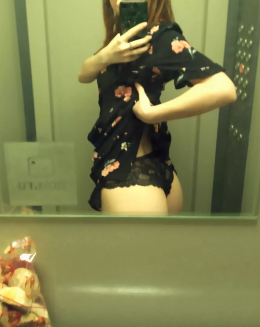 It's my first post, did my ass catch your attention? posted by Liquidationn