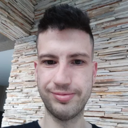 It's not always that I have the courage to post here, but today I do by lhlimaverde