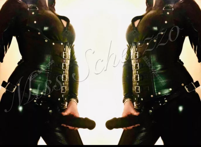 It’s not going to suck itself by Miss_Scherzzo