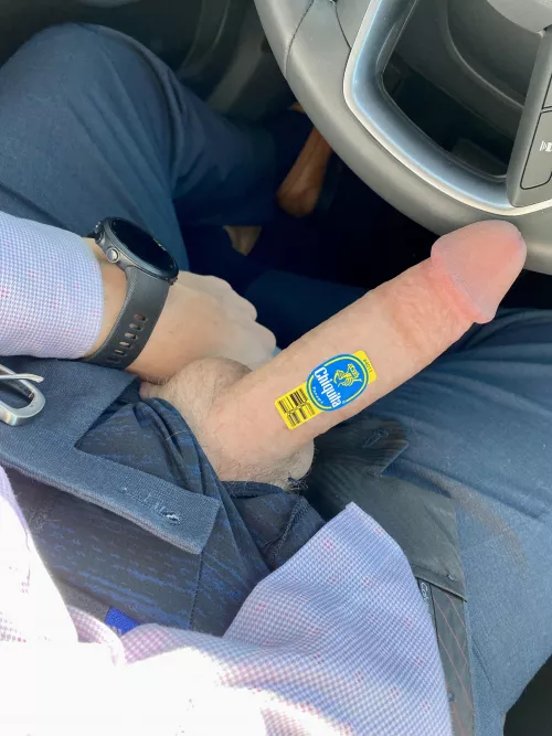 it’s ripe, have a taste! by Hungdude2447