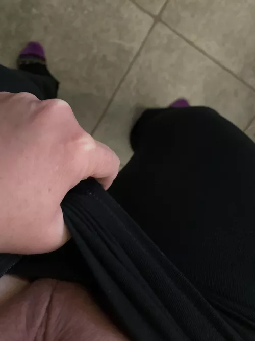 It’s so cold today by hawkeyes87