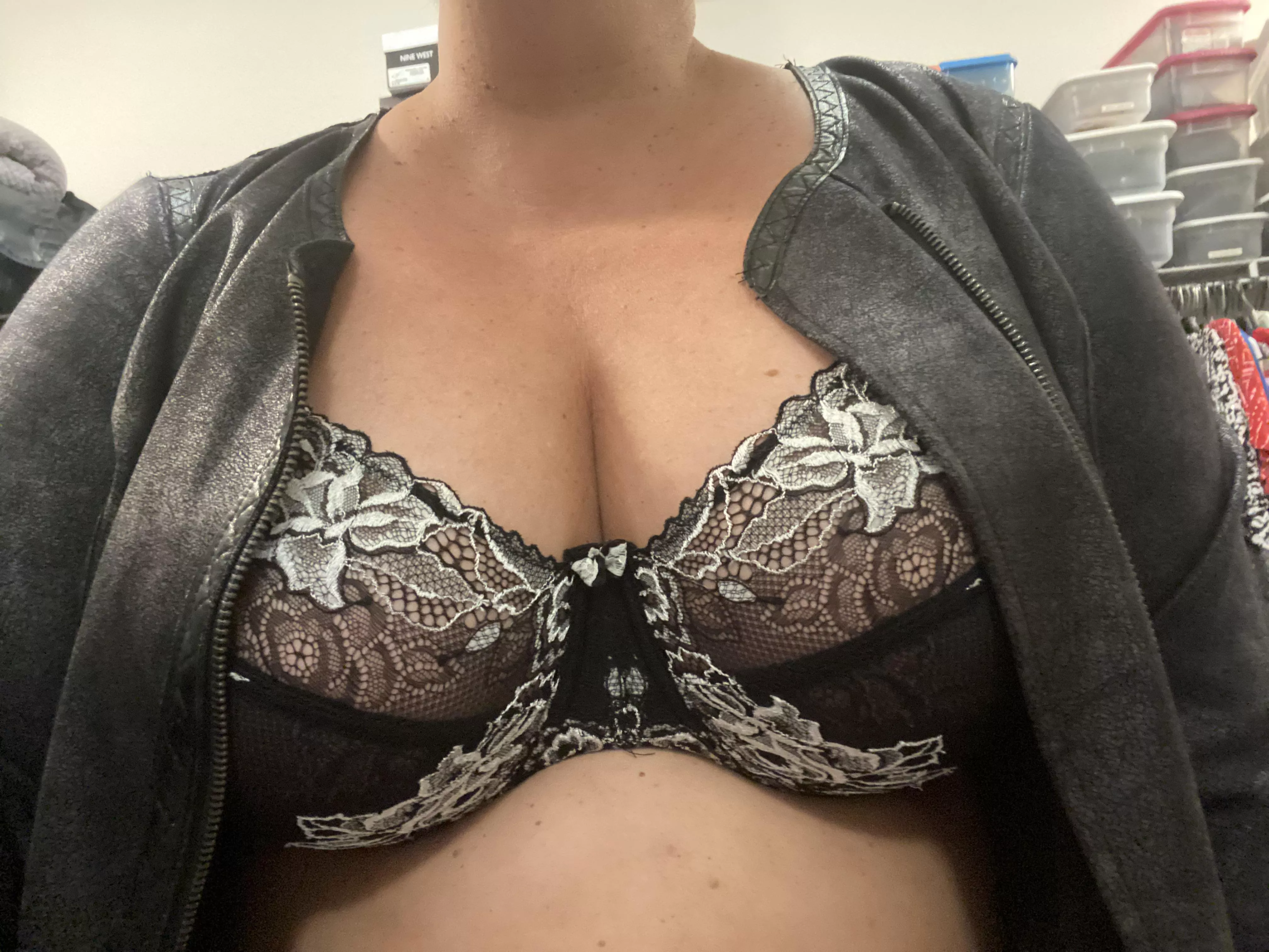 It’s so damn cold but I don’t want to have to wear a jacket. Where should I go to warm up? posted by bbwlookingood