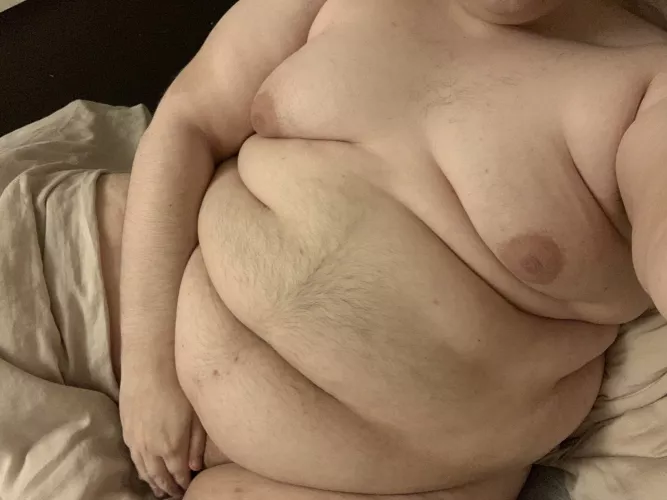 It’s starting to get colder, I’ll keep you warm under these sheets… by SJX89